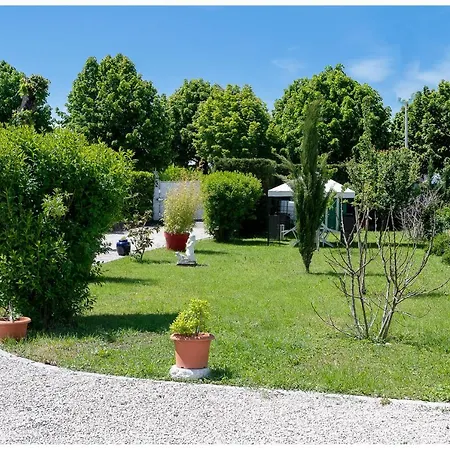 Bed & Breakfast Maison De Retraite Vertaizon